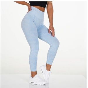 NVGTN Icy Blue Camo Seamless Leggings XS